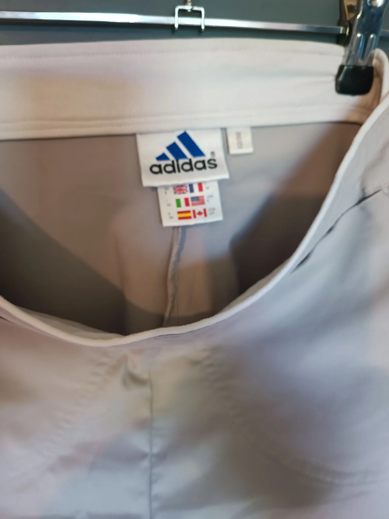 Men's and women's adidas cropped shorts size XS good condition gray color – photo 3